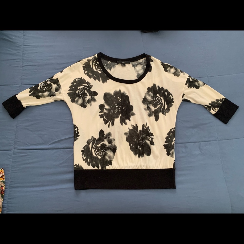 Forever 21 Rose top
